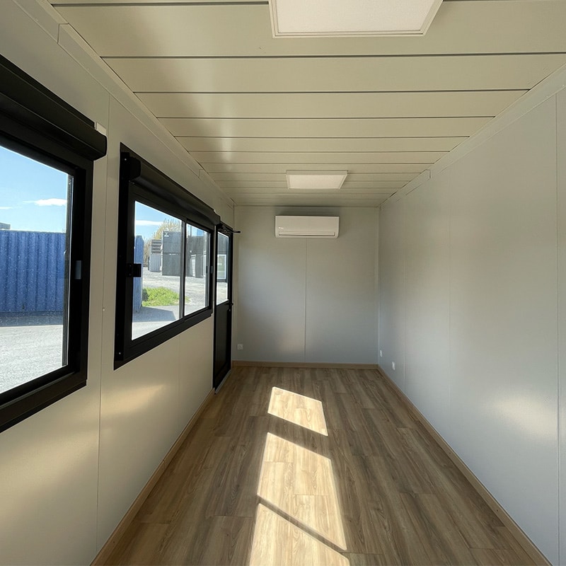 bungalow aménagé pour bureaux, base de vie, etc