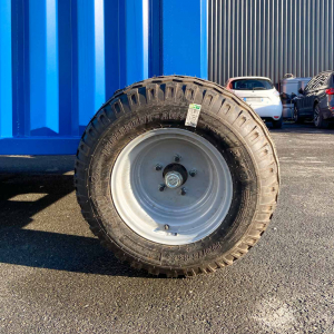 roue gonflable pour container maritime vue de face