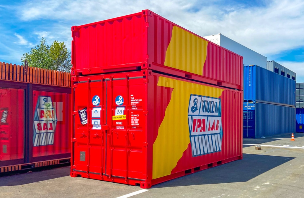 Aménagement sur-mesure de containers maritimes pour tout types de secteurs.