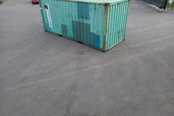 container maritime