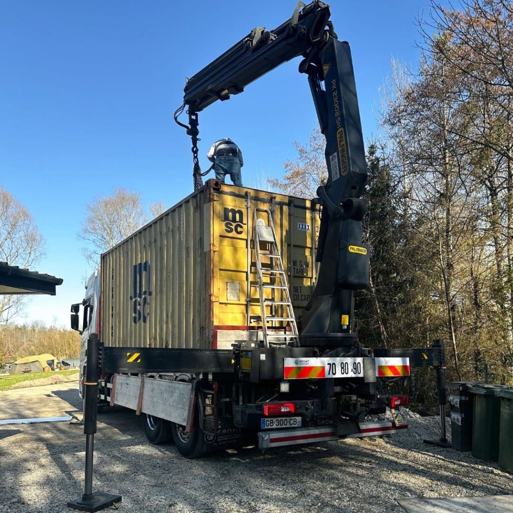 guide complet livraison par camion-grue conteneur