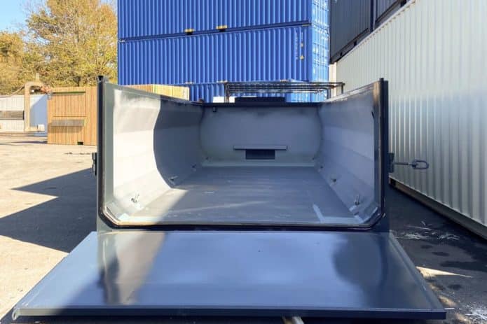 Benne coupe-feu pour intervention rapide