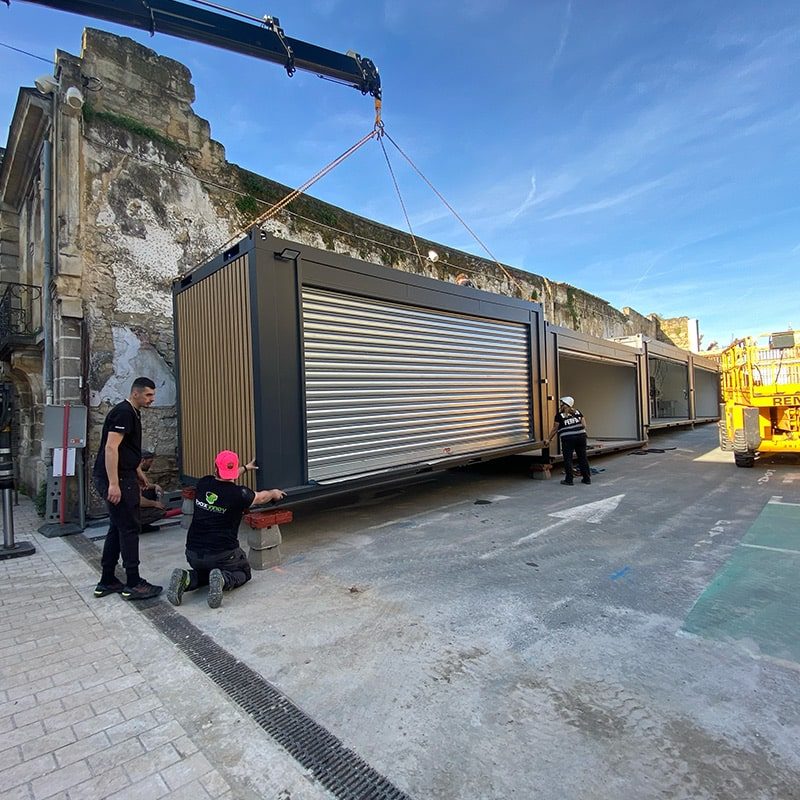 installation du marché couvert de Libourne.